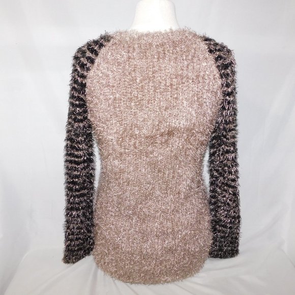 Romeo & Juliet Couture Womens S Fuzzy Eyelash Sweater Black Bronze NEW w Tag - Picture 9 of 11